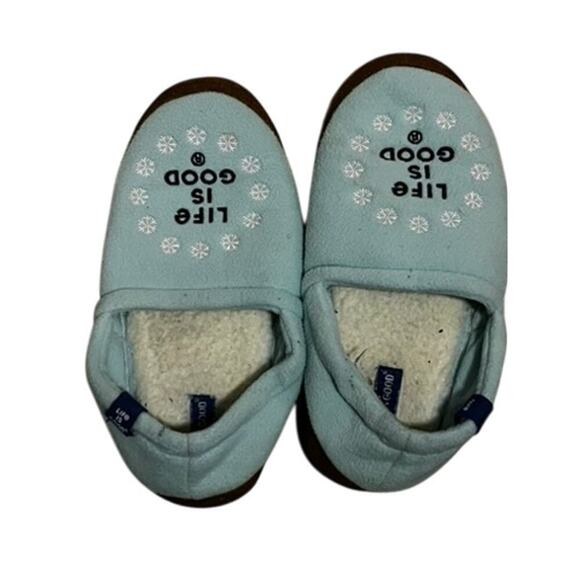 Life is Good brand soft light blue slippers - Picture 1 of 6